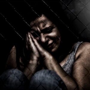 Sono io la prigione di me stessa. Ti prego Dio, liberami!